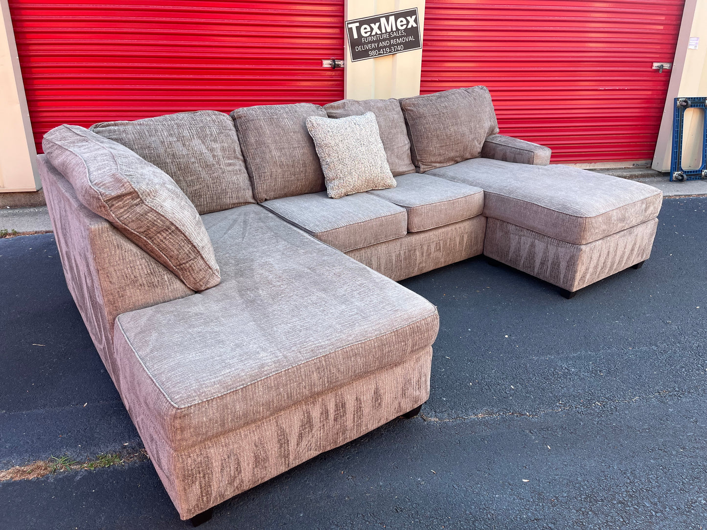 Beige Ashley Furniture 3Pcs Sectional
