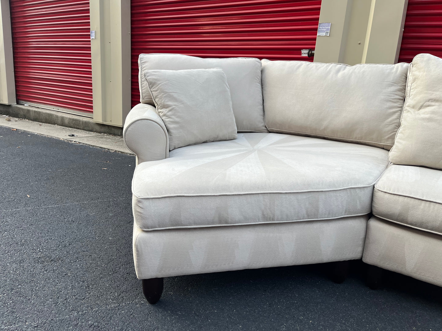 White Havertys 3Pcs Cuddler Sectional
