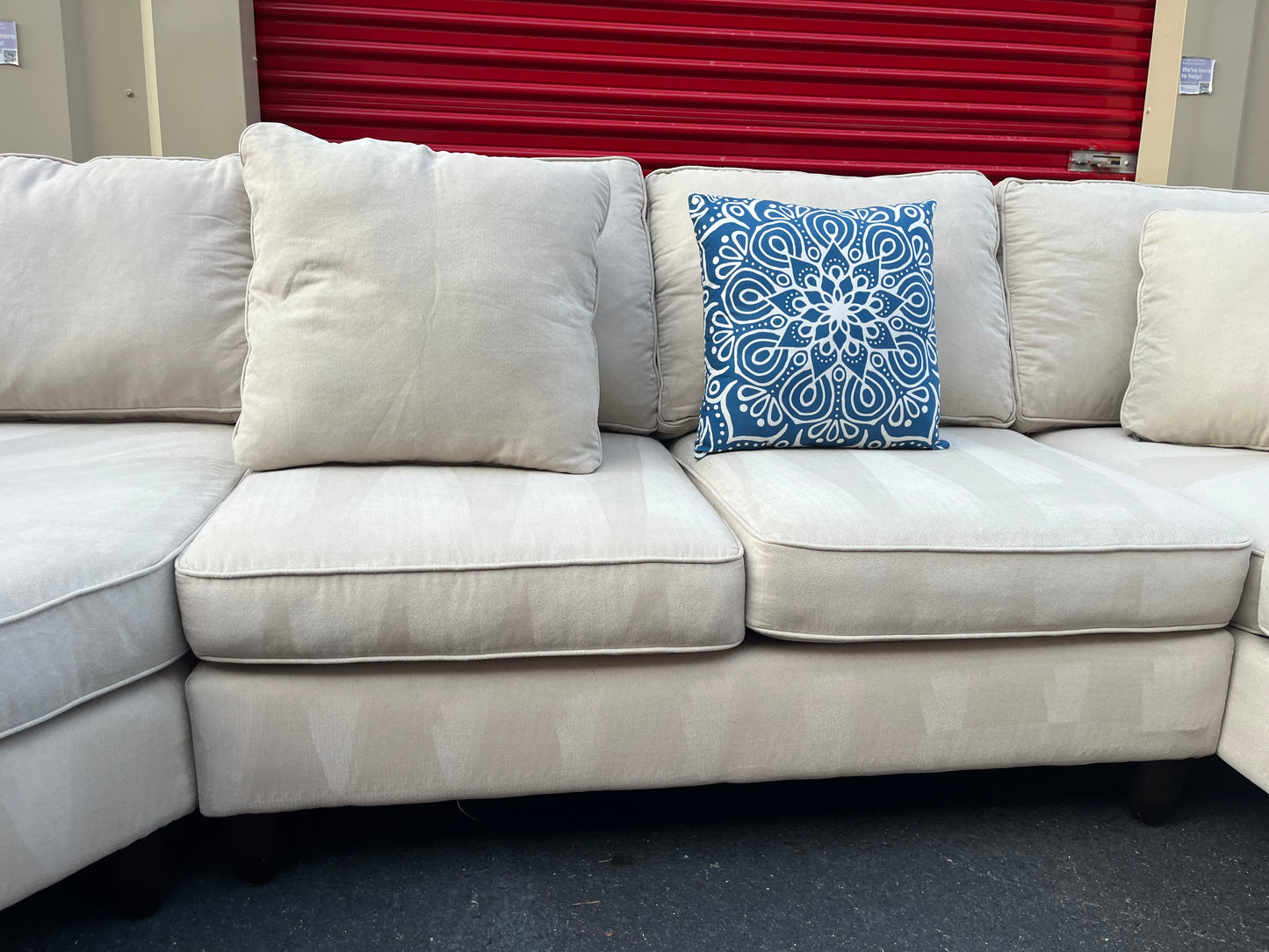 White Havertys 3Pcs Cuddler Sectional