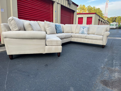 White Havertys 3Pcs Cuddler Sectional