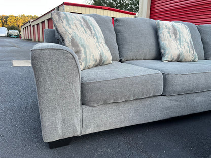 Ashley Furniture 5Pcs Castano Sectional w Ottoman