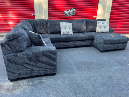 Navy Ashley Furniture Ballinasloe 3Pcs Sectional