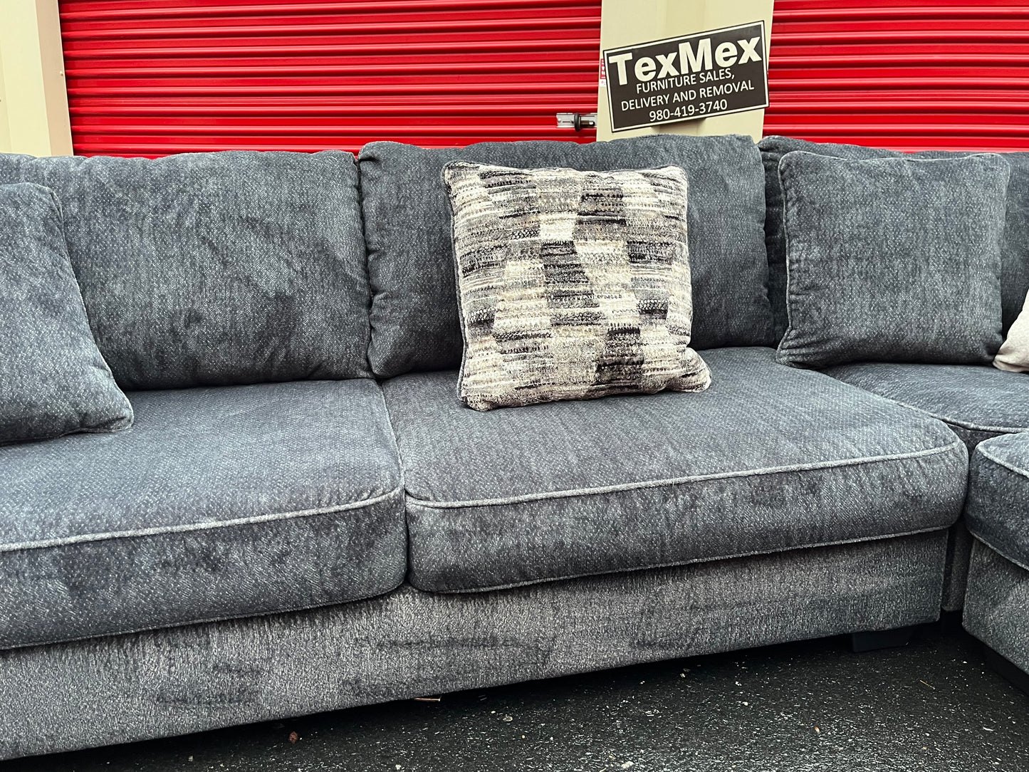 Blue Ashley Furniture Lavernett 3Pcs Sectional