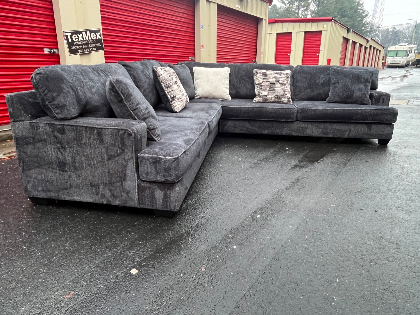 Blue Ashley Furniture Lavernett 3Pcs Sectional