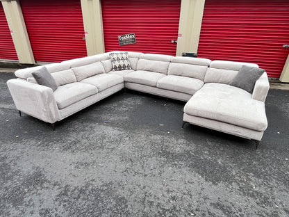 White Via Sorrento 4Pcs Sofia Vergara Sectional