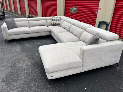 White Via Sorrento 4Pcs Sofia Vergara Sectional