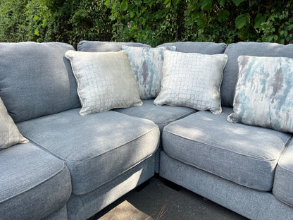 Ashley Furniture 6 Piece Castano Sectional