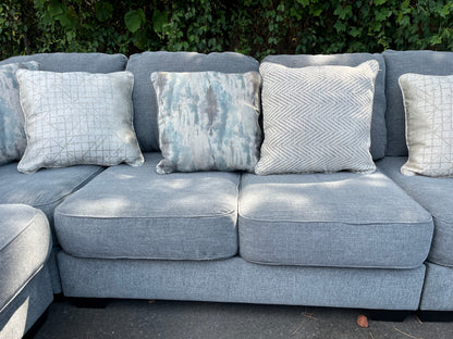 Ashley Furniture 6 Piece Castano Sectional