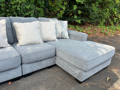 Ashley Furniture 6 Piece Castano Sectional