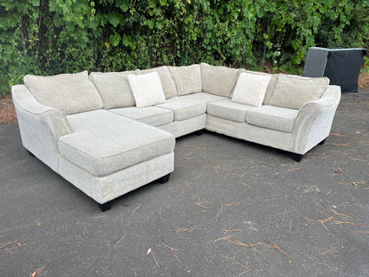 Ashley Furniture Venus 3Pcs Sectional
